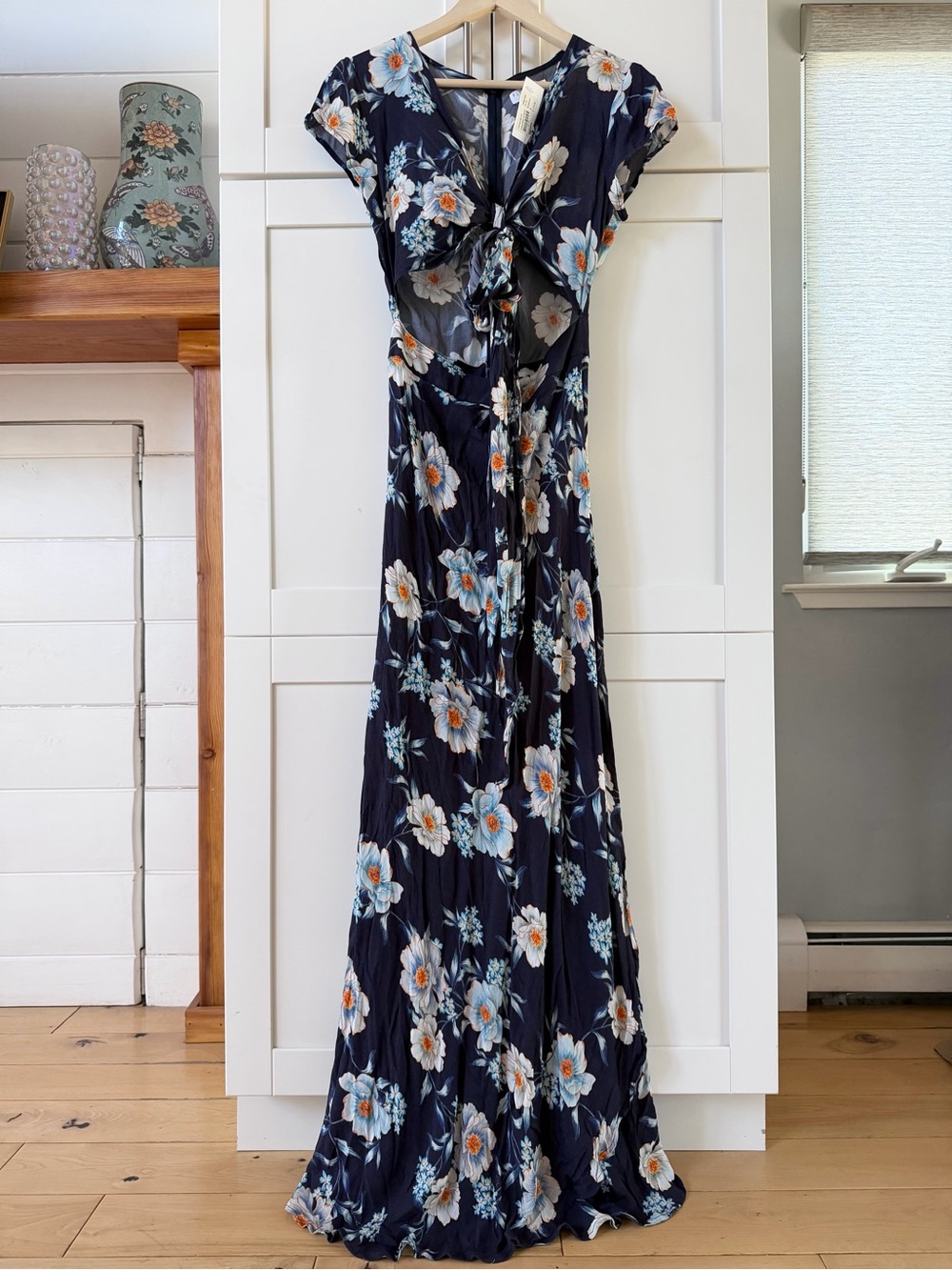 NWT Flynn Skye Floral Maxi Dress